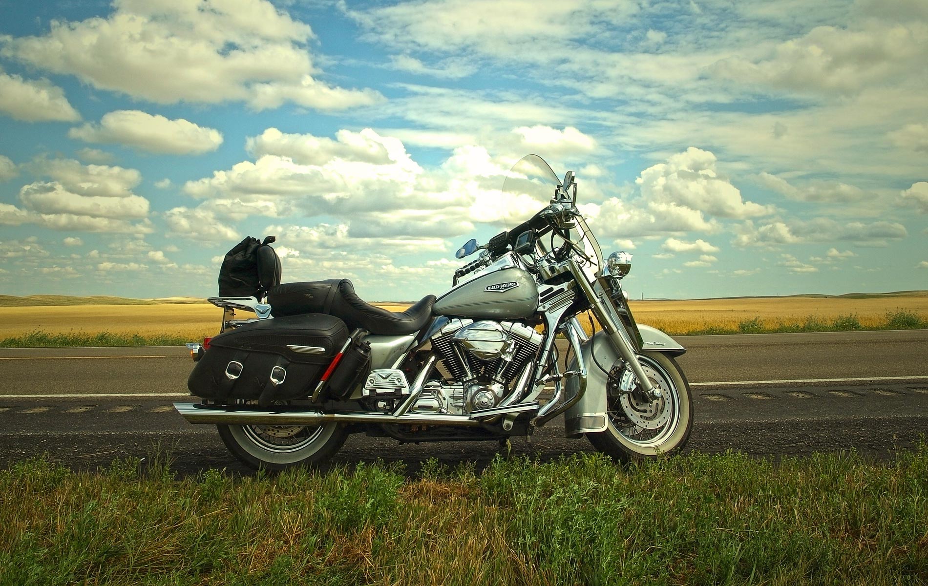 MotorcycleMoversinPortStLucie DeVries Moving & Storage